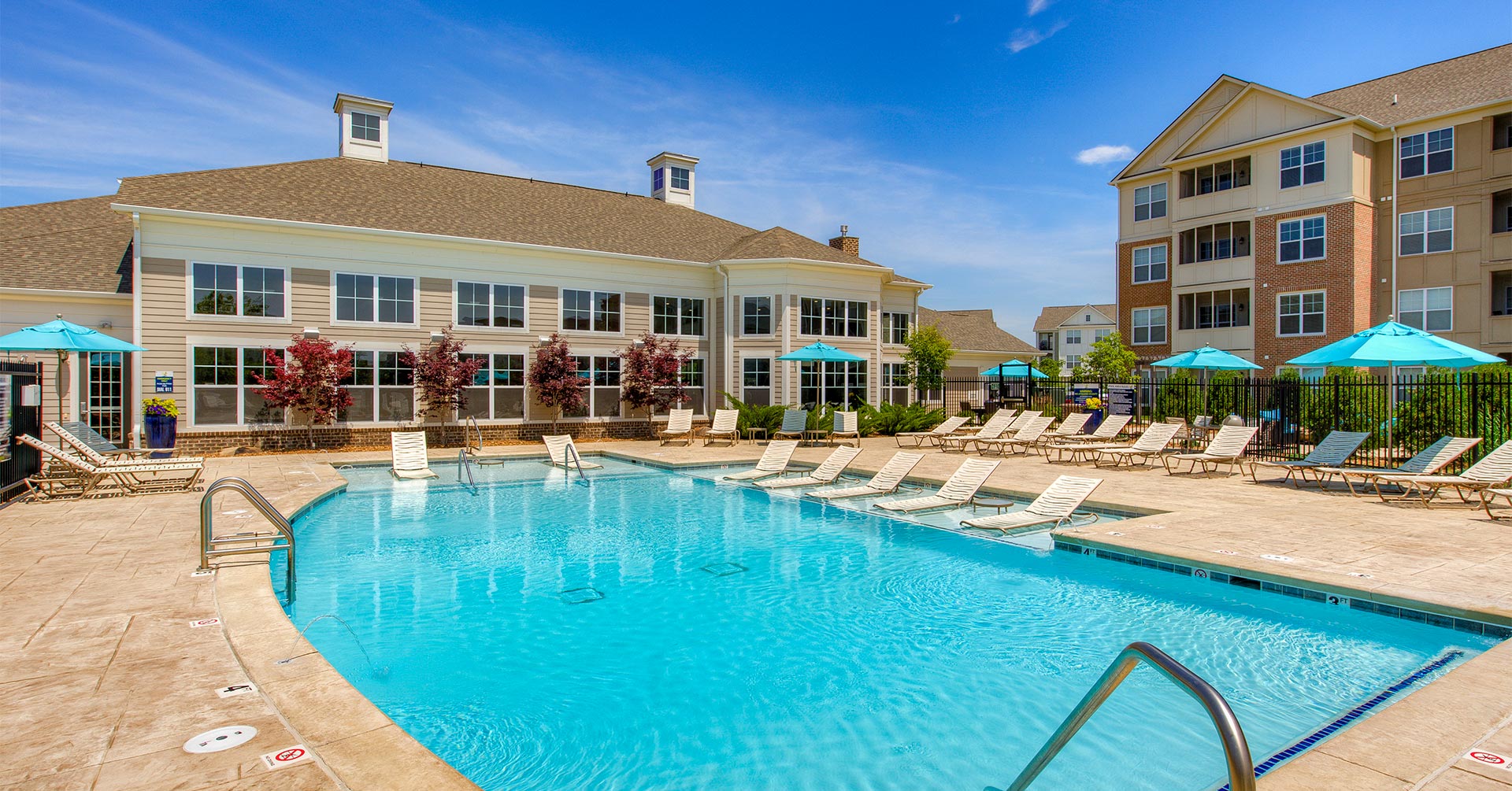 Lakeside Pool